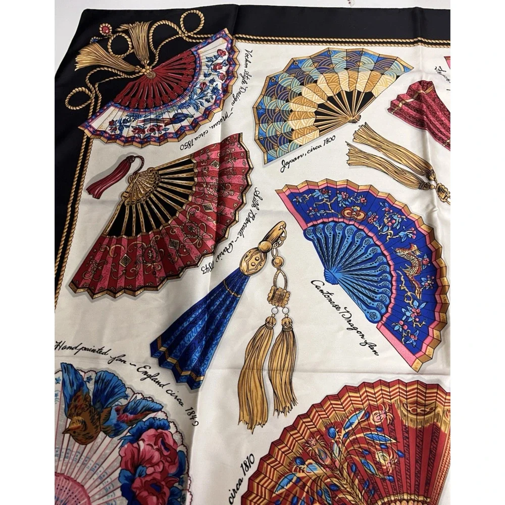 Vintage Hand Fans of the World 34